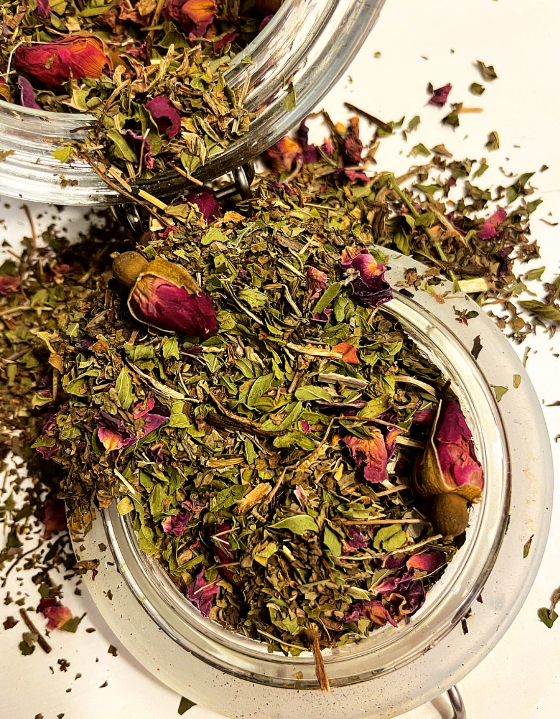 Goddess: Hormone tea blend